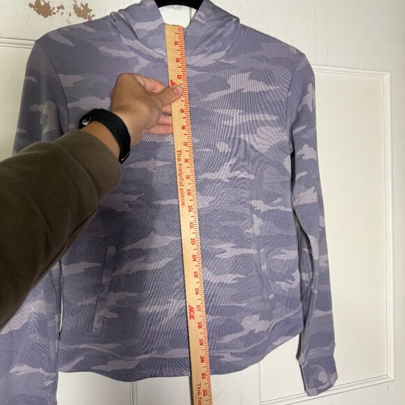 Athleta Girl Camouflage Printed Hoodie Purple Size Large / 12 Soft Comfy Camo - Picture 3 of 7